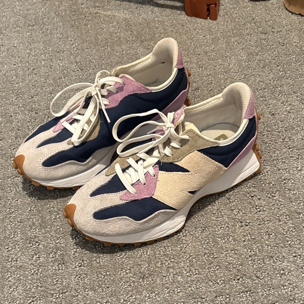 Women’s Retro Runner Sneakers in Navy, Pink & Cream
